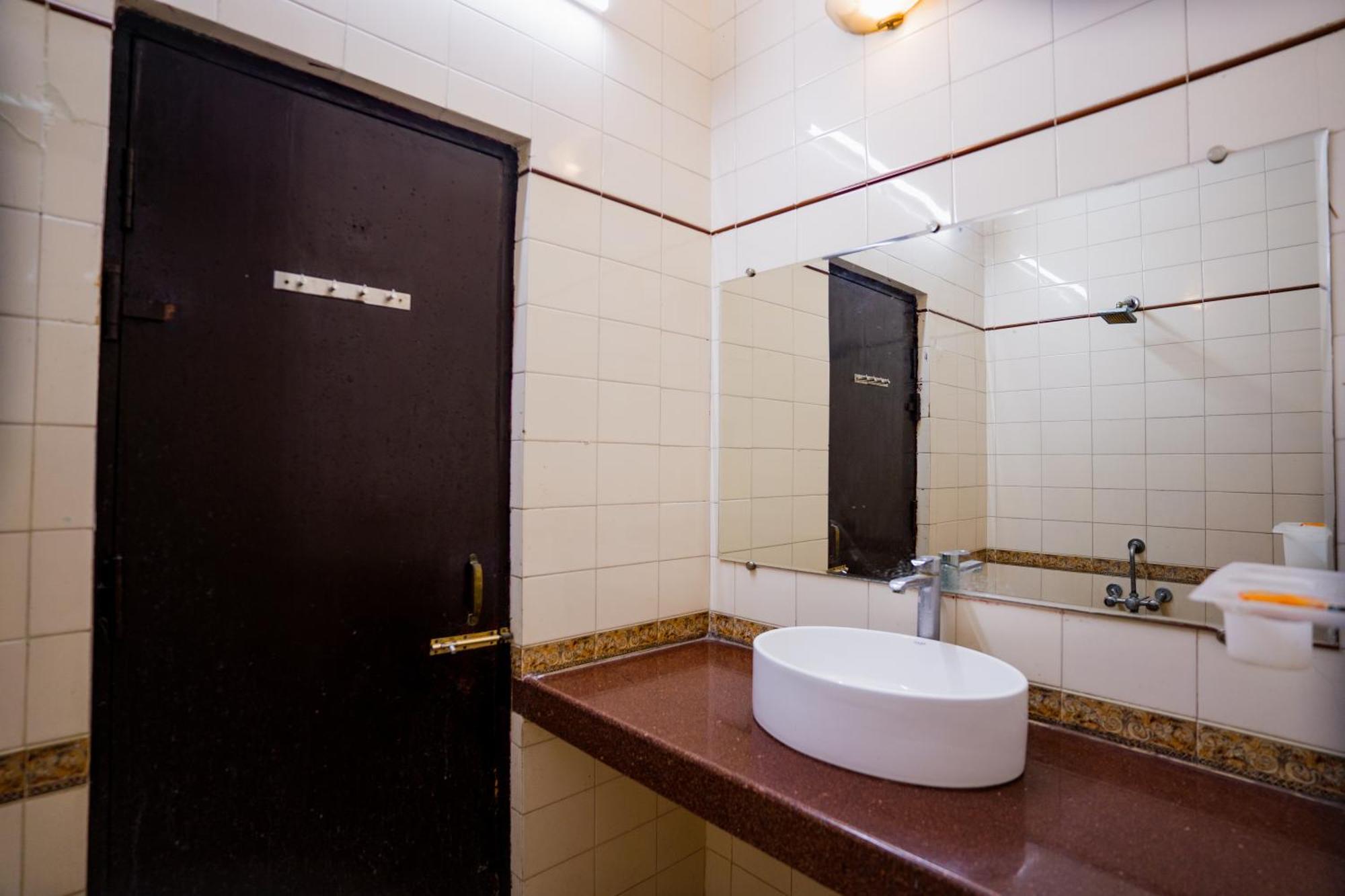 Hotel Girdhar Mahal Indore Dış mekan fotoğraf
