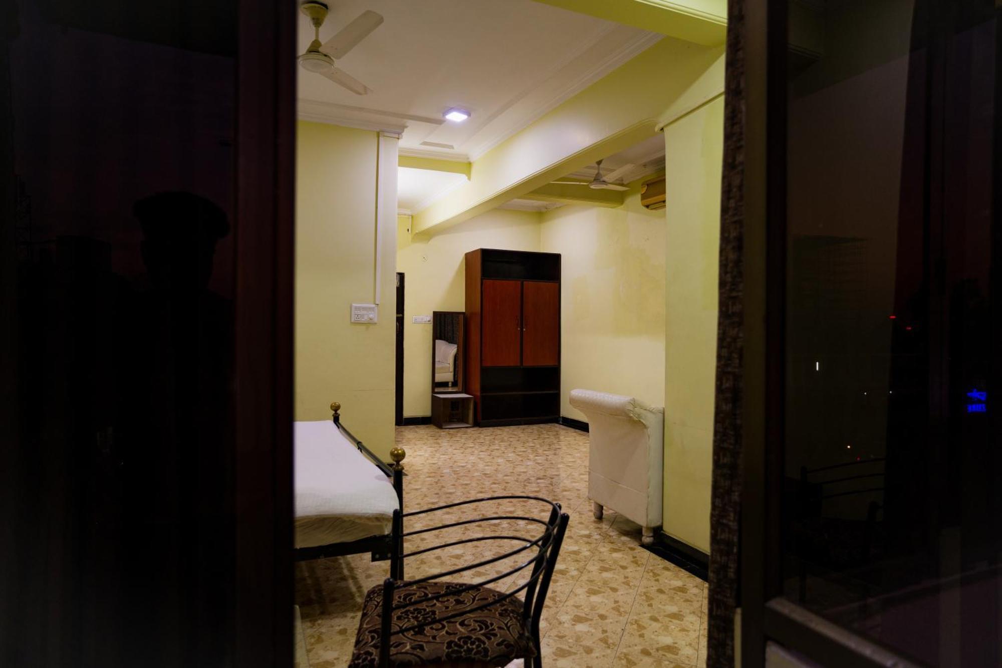 Hotel Girdhar Mahal Indore Dış mekan fotoğraf