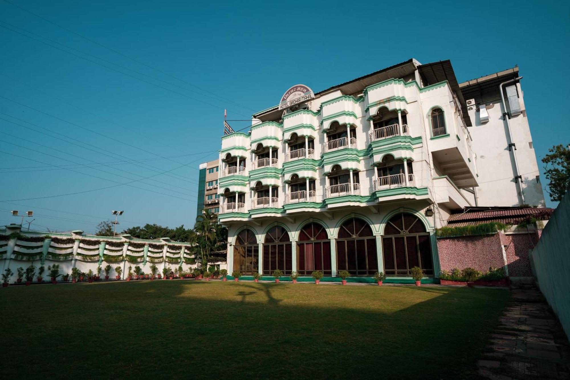 Hotel Girdhar Mahal Indore Dış mekan fotoğraf